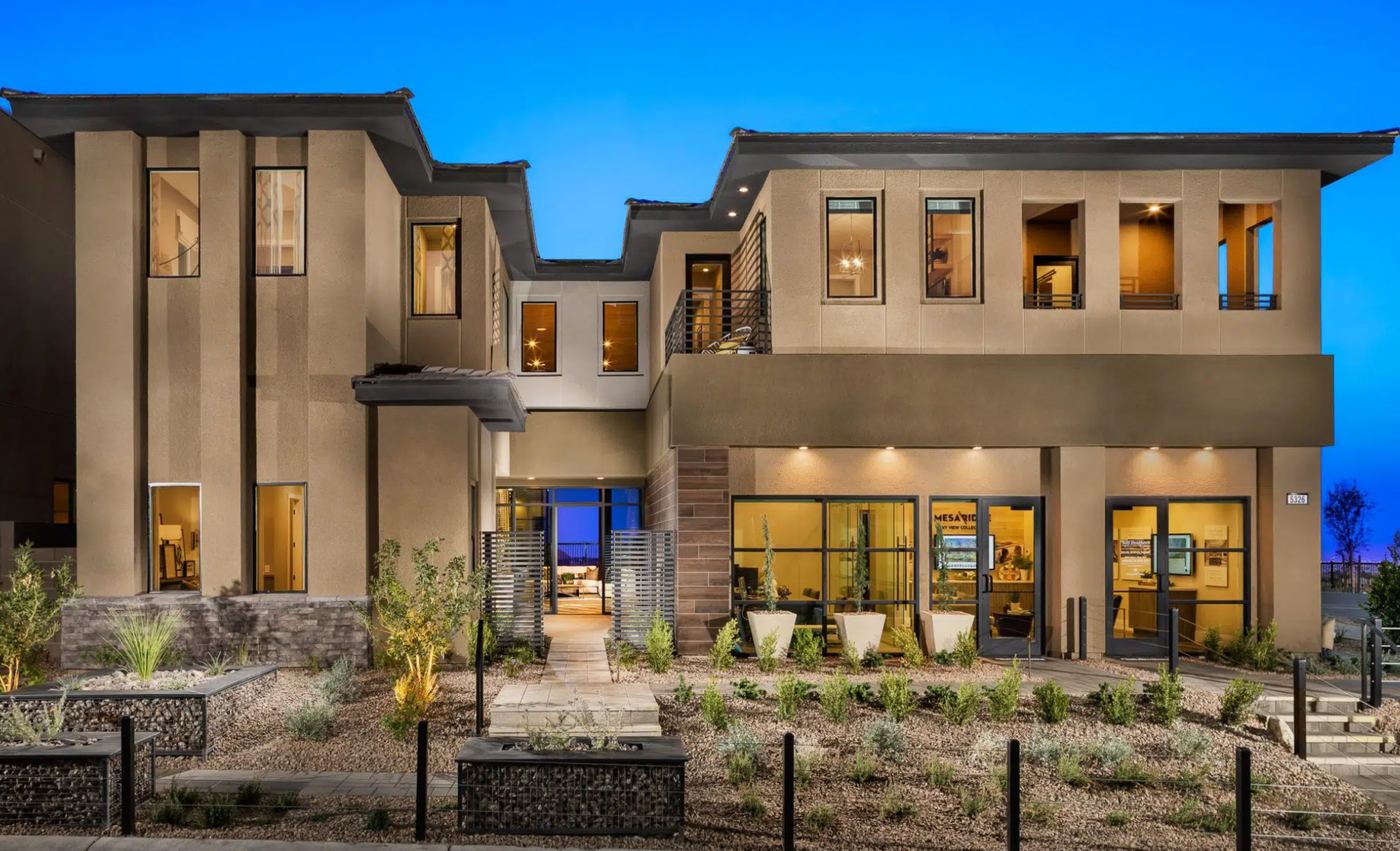Mesa Ridge Sky View model home at dusk